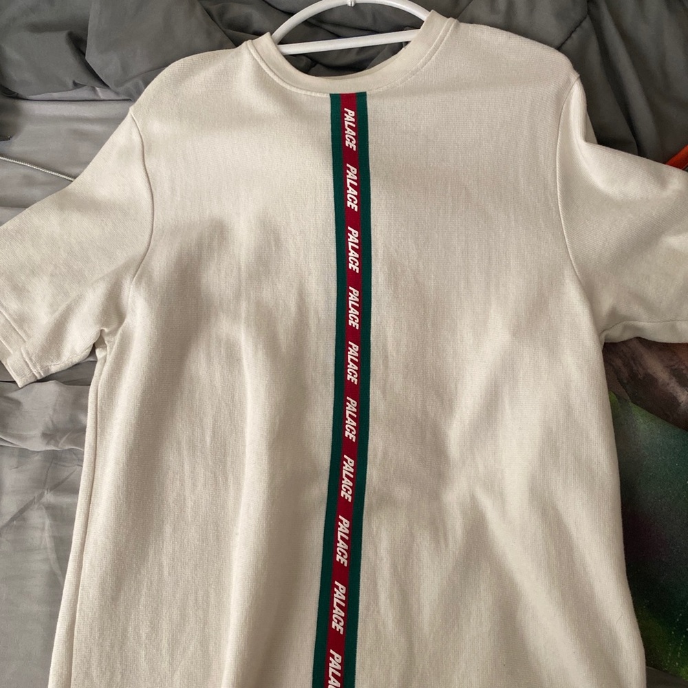 PALACE Gucci style vertical weave tee